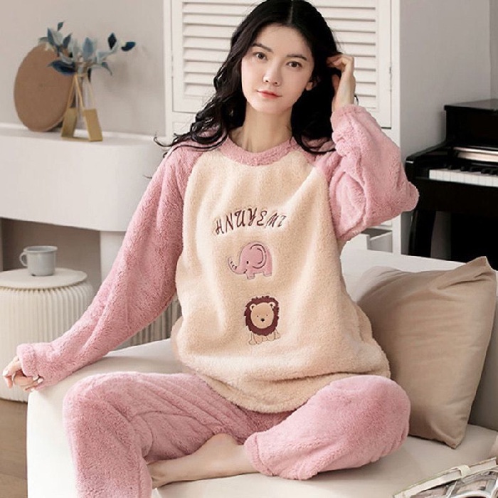 Đồ ngủ nữ mùa đông